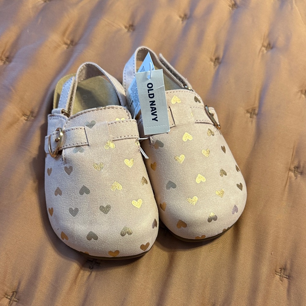 Old Navy Pink kids Slip-On clog with rose gold Metallic Heart Print